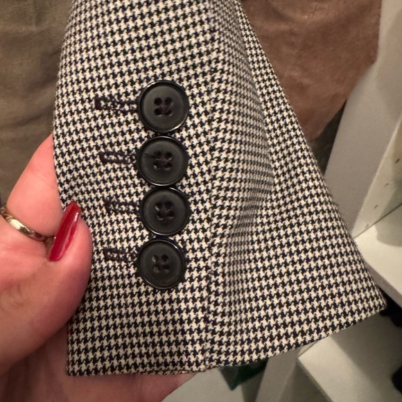 Vintage Tristan Houndstooth Fitted Ruffle Blazer - Picture 4 of 6